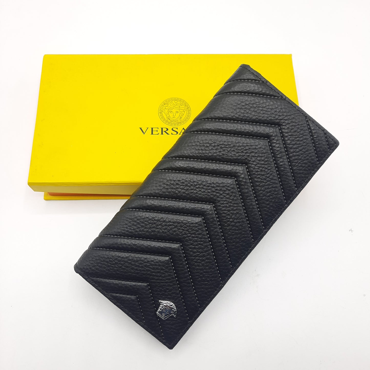 Classic Bi-Fold  Ver.sace Wallet With Box  881C-Black