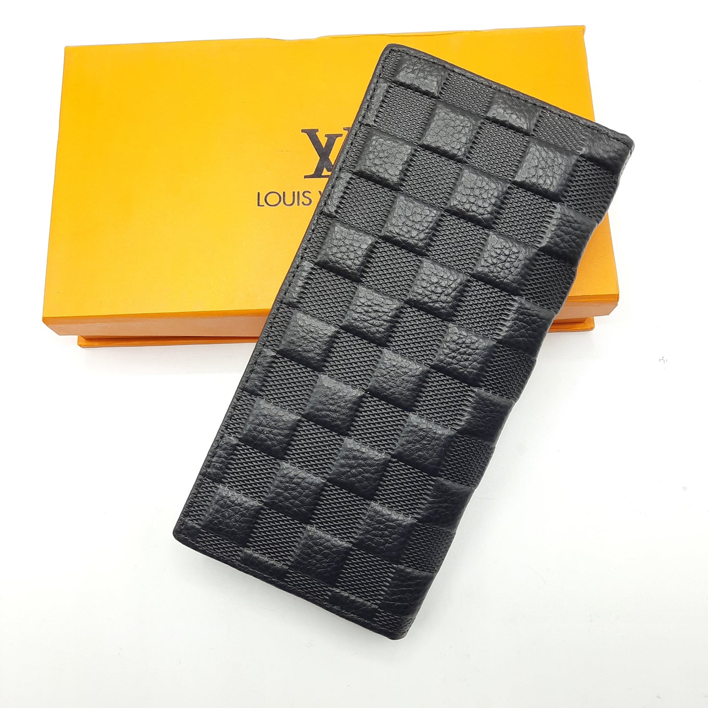 Classic Bi-Fold L,V Wallet With Box 60181c