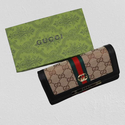 Stunning Gucci Wallet for Ladies 108-Black